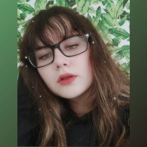 Meet your Posher, Chanelle